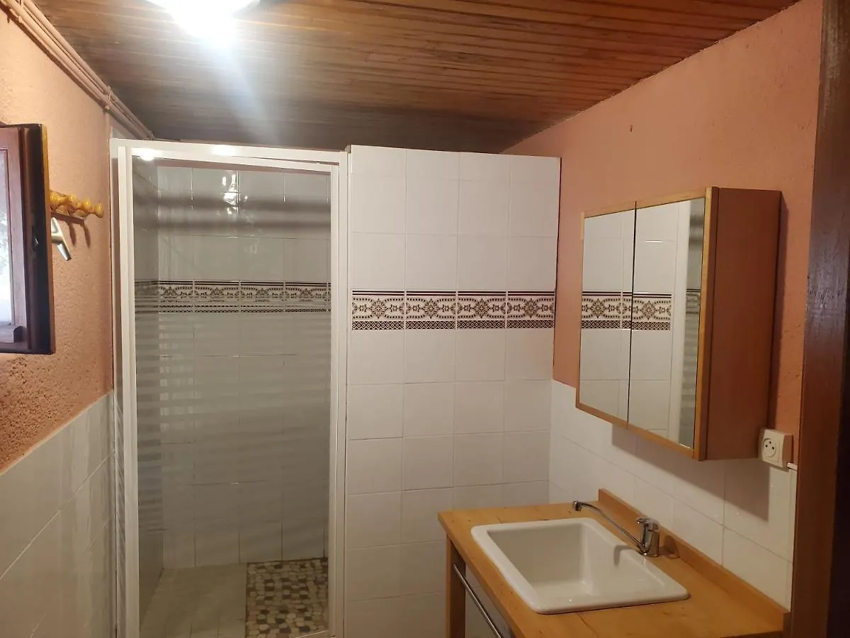 Guest house Chambre Avec Douche Et Toilettes Castelnau-Montratier