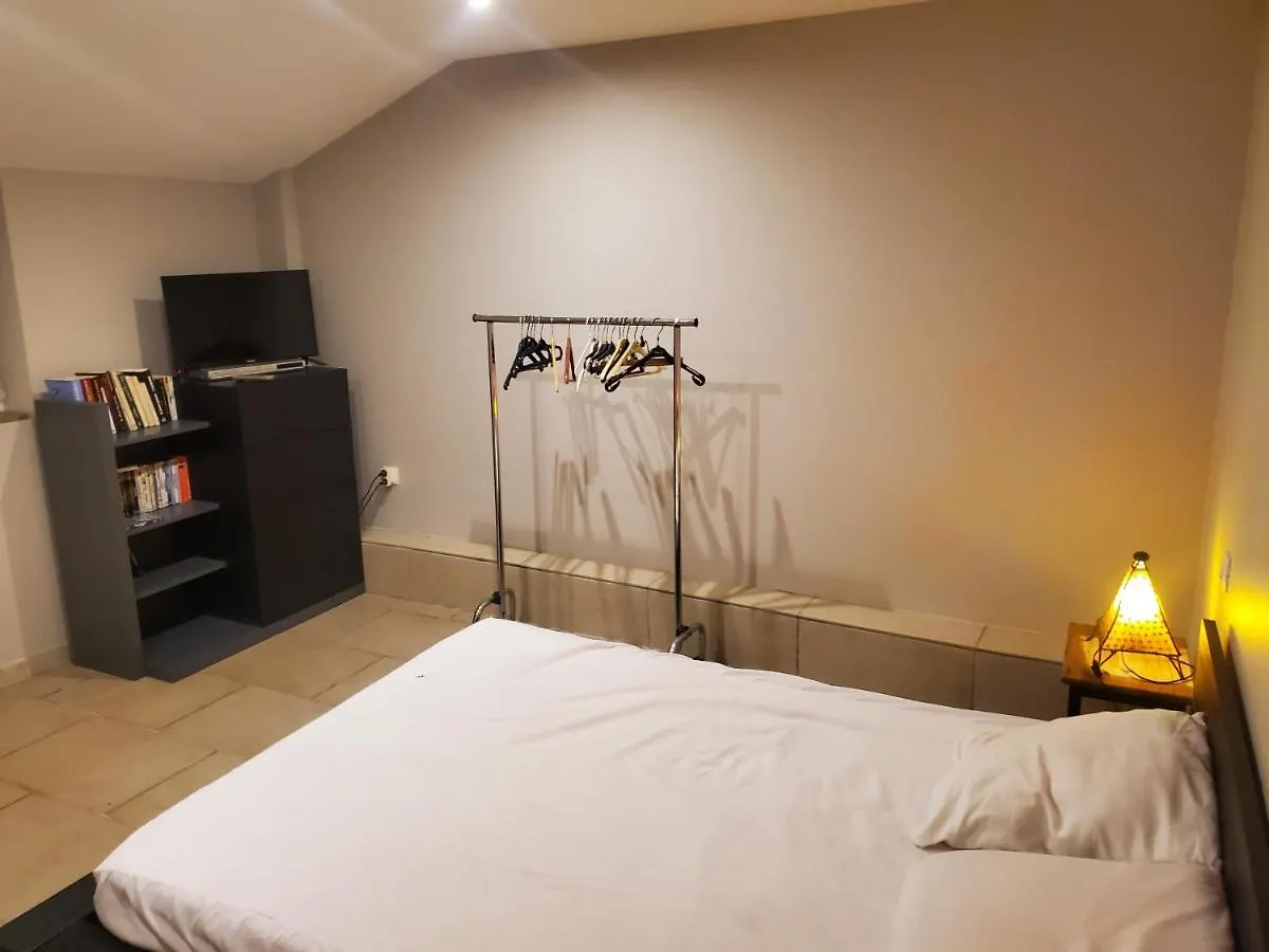 Guest house Chambre Avec Douche Et Toilettes Castelnau-Montratier